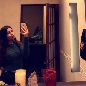 Meet your Posher, Vania